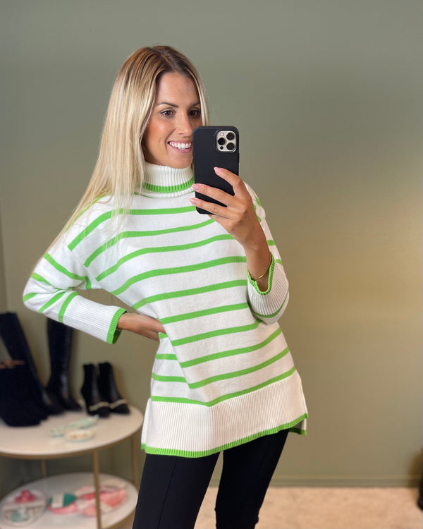 Bella knit blouse - white with green