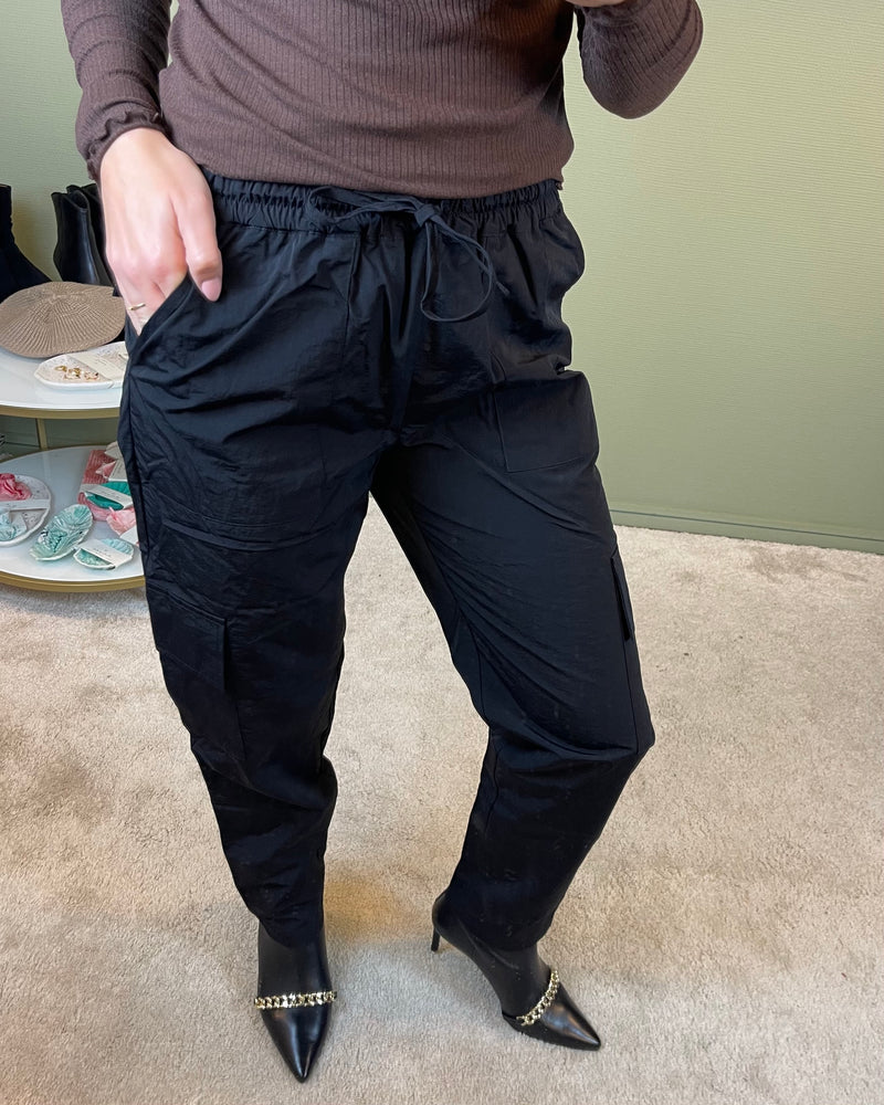 Duffy pants new